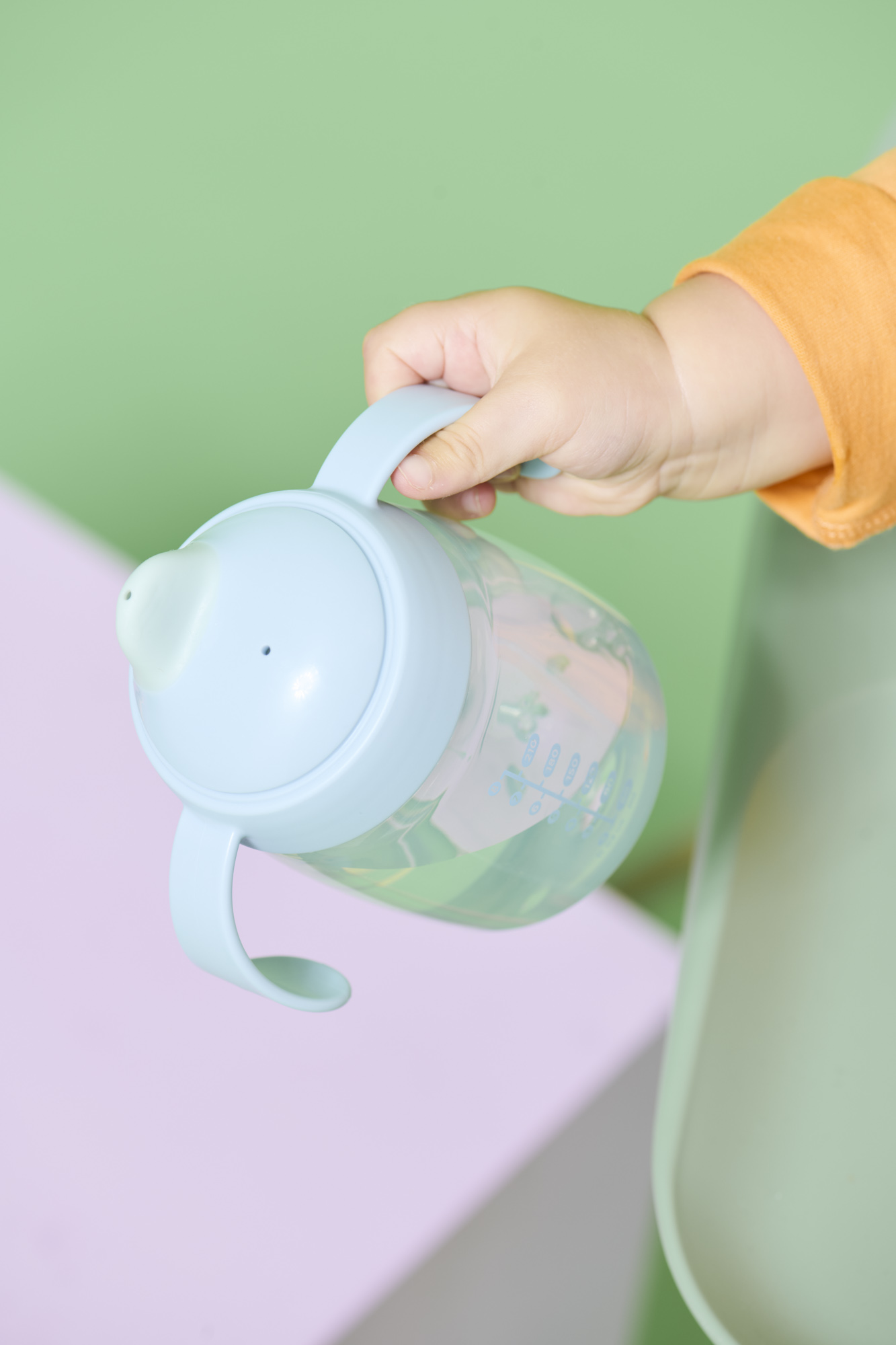 Bez rozlití tekutin